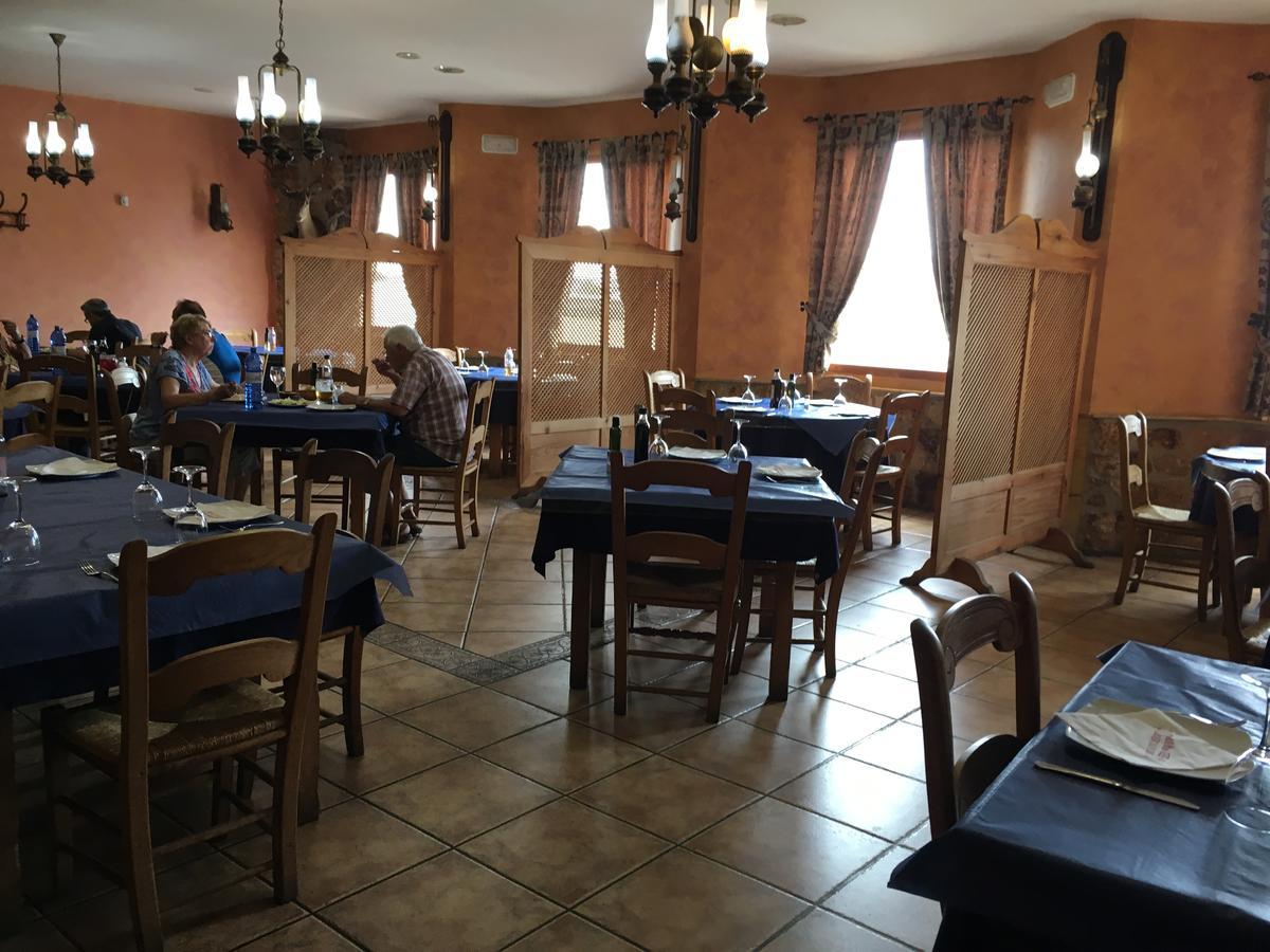 Hostal Meson Arboleas Exterior foto